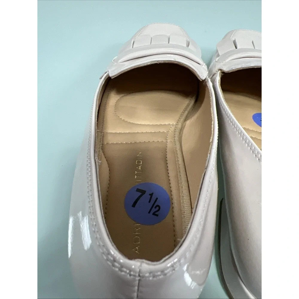 Adrienne Vittadini Cream‎ Patent Loafer 7.5 Block Heel